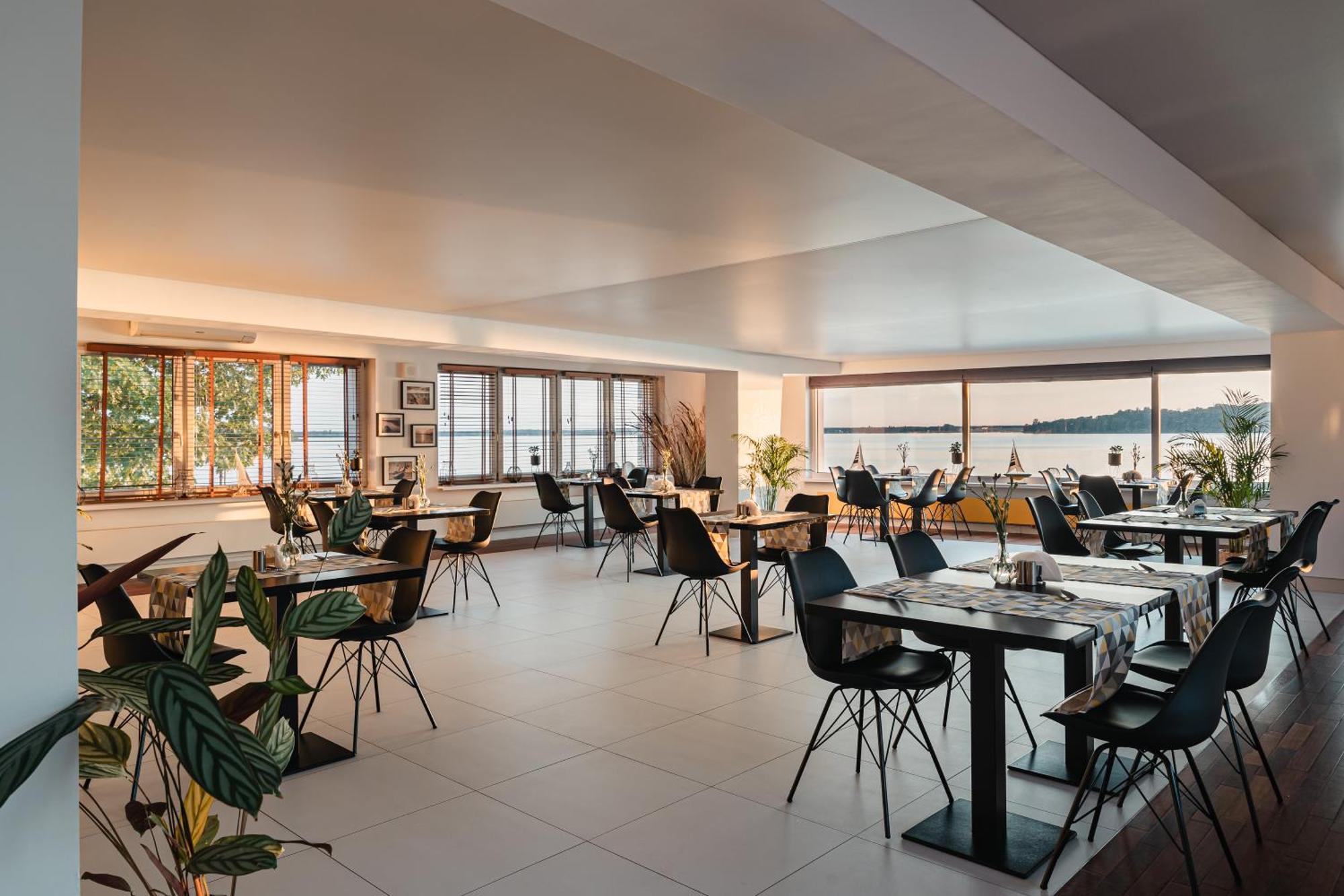 Rewita Rynia Hotel Białobrzegi Kültér fotó